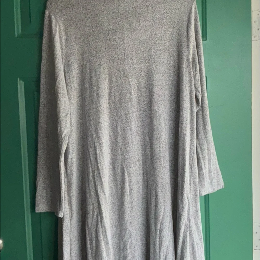 Lou & Grey XL Grey Cowl
Neck Long Sleeve dress so soft - Picture 8 of 8